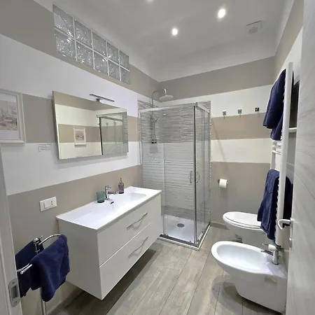 Apartman Secondopiano2 *